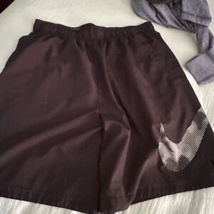 men’s shorts